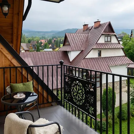 Golden - Taternik - Mountain View *